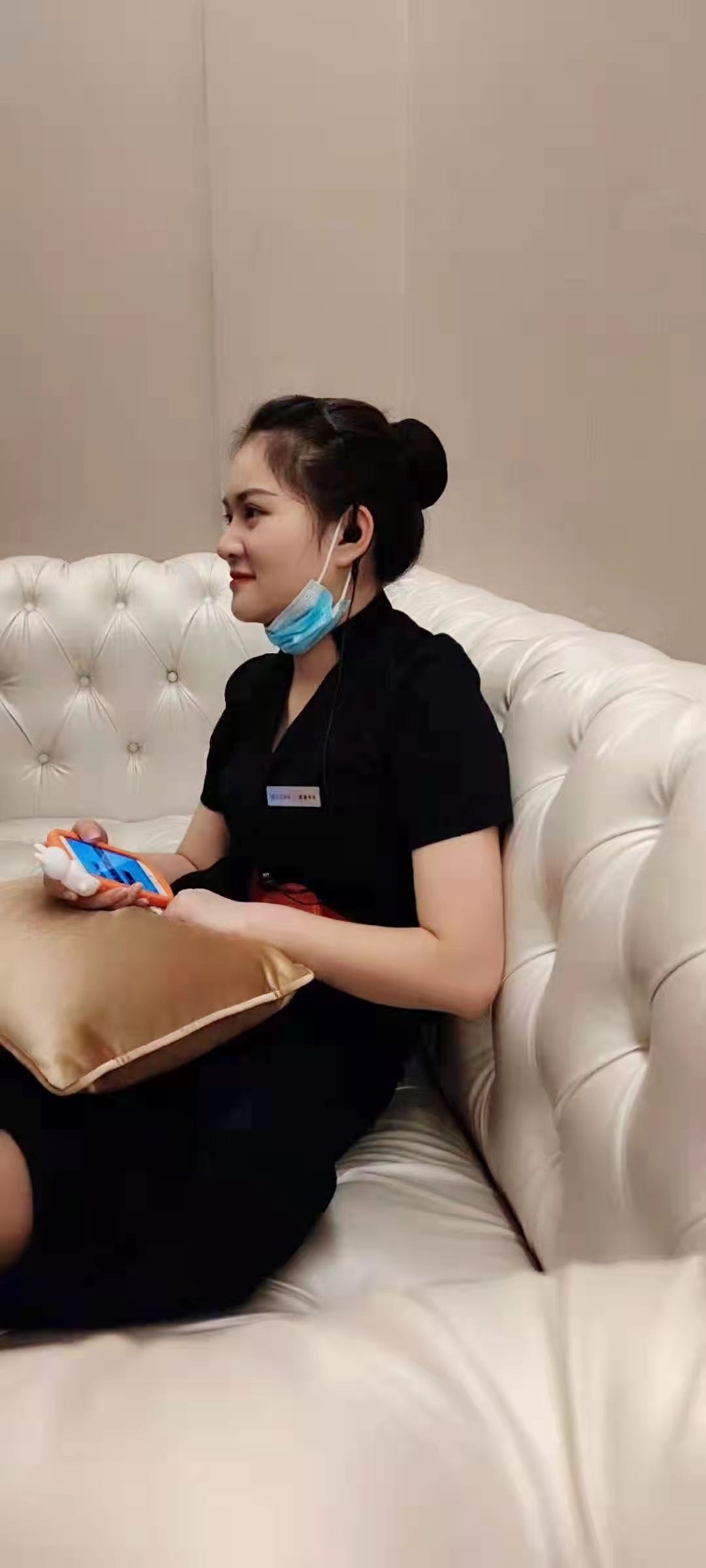 无锡房地产兼职美女